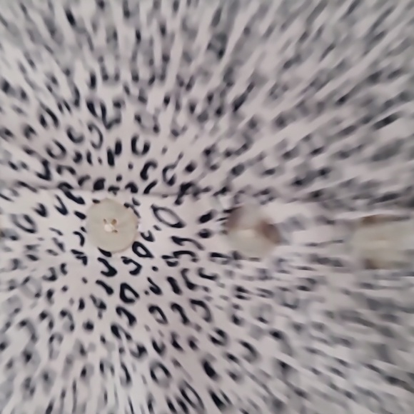 Cheeta print peplum tank - Picture 2 of 6